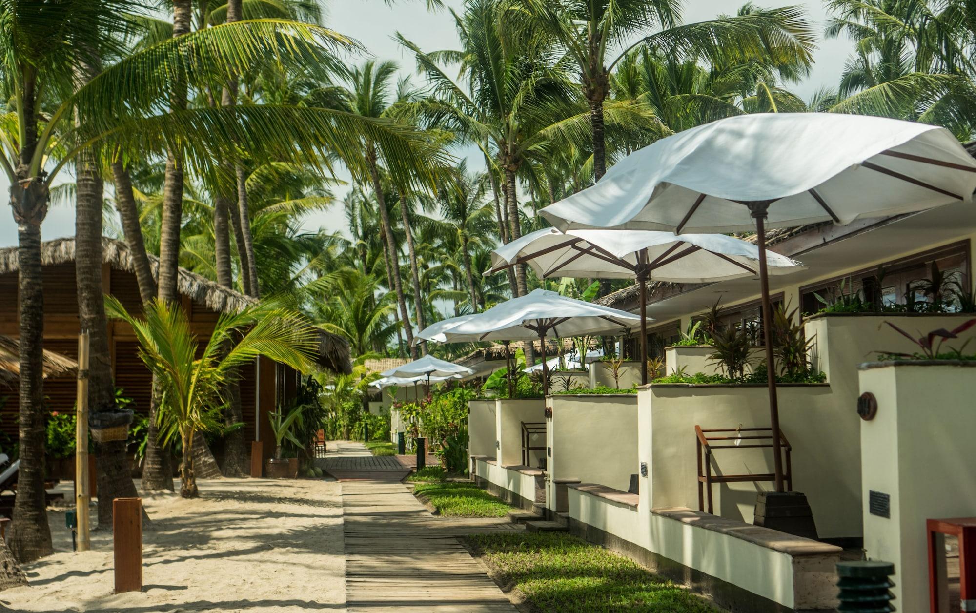 Bayview - The Beach Resort Ngapali Bagian luar foto